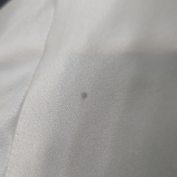 Lafayette 148 New York Cream 100% Silk V-neck Blouse - Picture 9 of 10